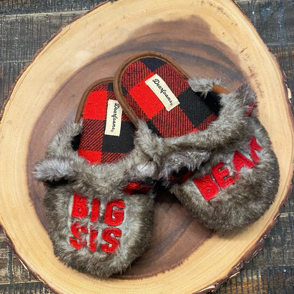 Dearfoams Girls Size 10 Red and Gray Fur Trim Slippers Cozy Comfort